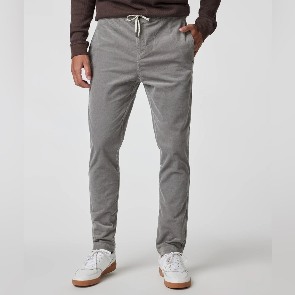 !!!! SOLD !!!!!!!  Men's Large Gray Corduroy Elastic Waist Drawstring Travel